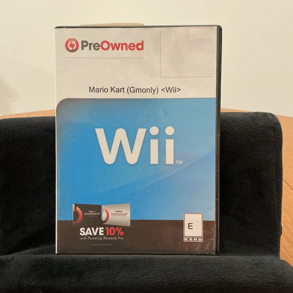 Nintendo Mario Kart Wii Video Game Disc Only GameStop Case Racing Classic